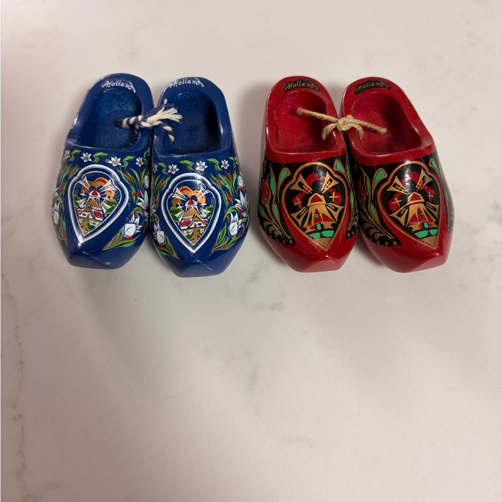 Colorful Knick Knack Clogs